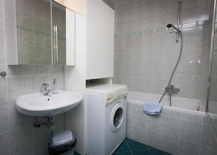 With Views On Alps *